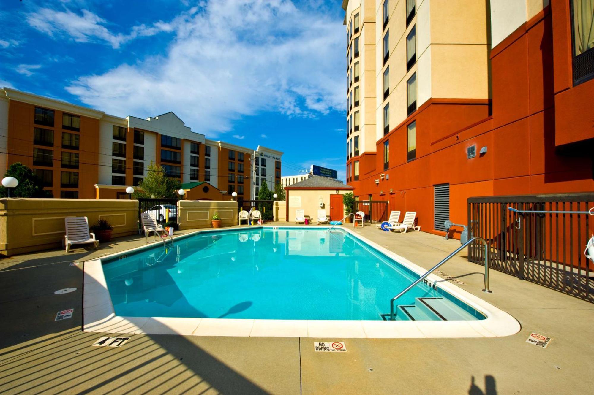 Hampton Inn & Suites-Atlanta Airport North-I-85 Hapeville Eksteriør bilde