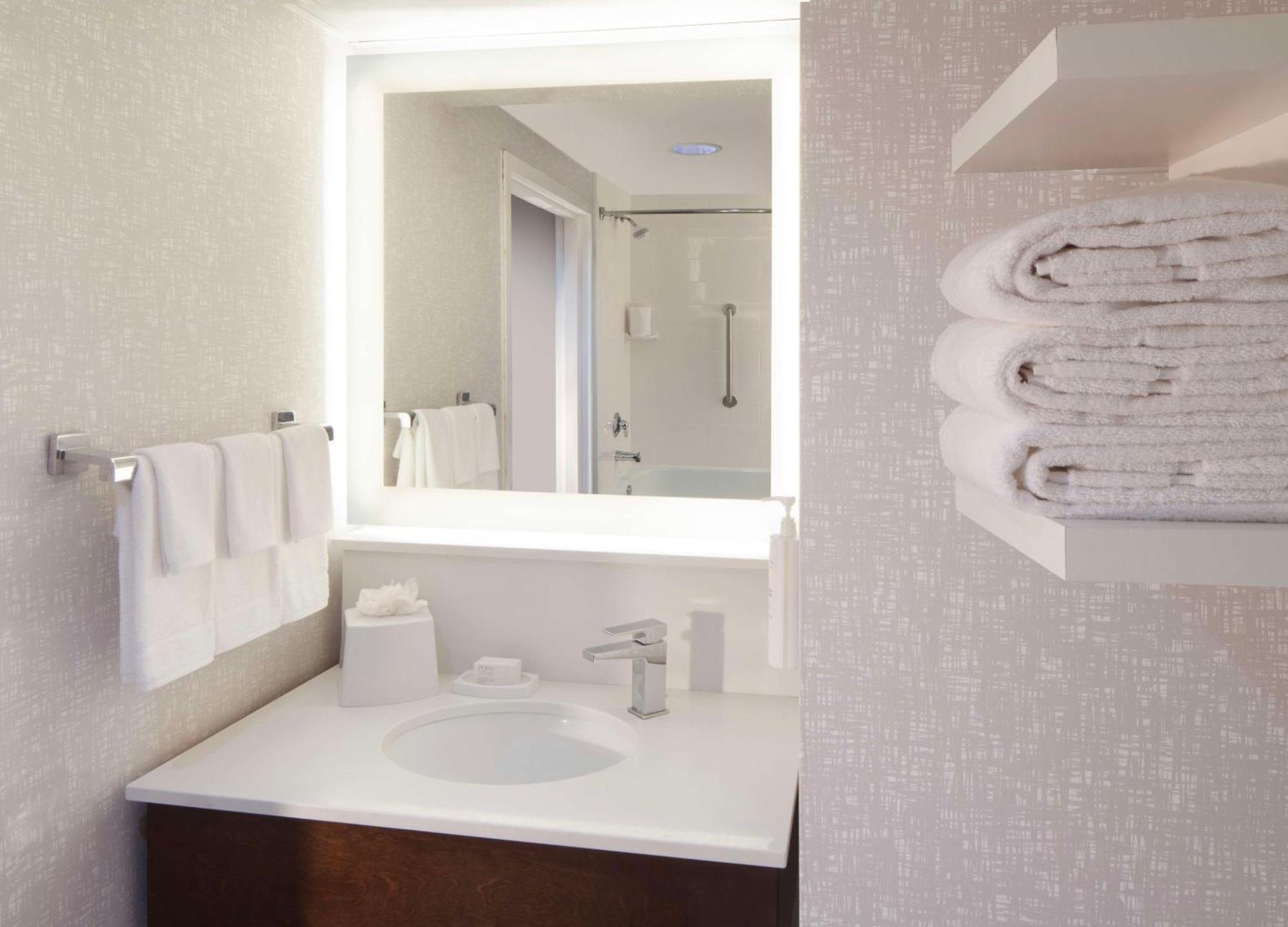 Hampton Inn & Suites-Atlanta Airport North-I-85 Hapeville Eksteriør bilde